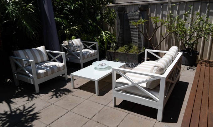West Beach House | WEST BEACH resort style luxury * PETS WELCOME* a short walk to the beach