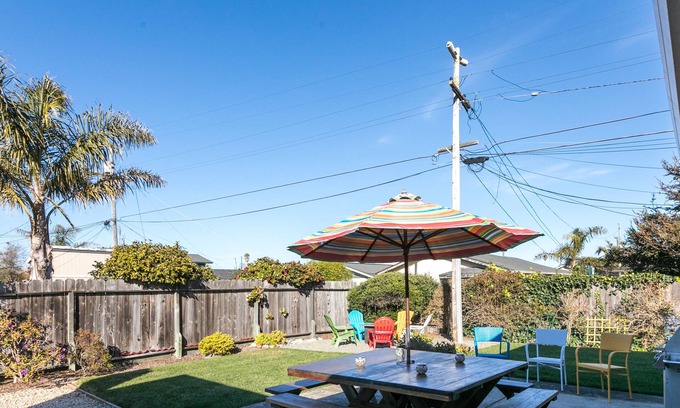Westside Santa Cruz House | West Cliff Getaway