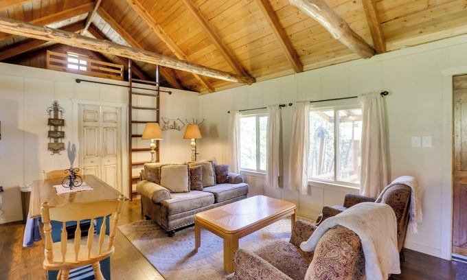 Rexford Cabin | West Kootenai Cabin in Amish Country!