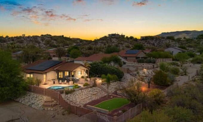 Tucson House | Western Ember Retreat