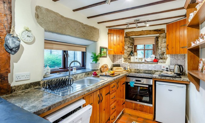 Fourstones Near Bentham House | Westside Cottage - Two Bedroom House, Sleeps 4