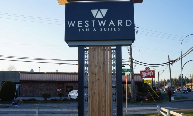 Langley Hotel | Westward Inn & Suites