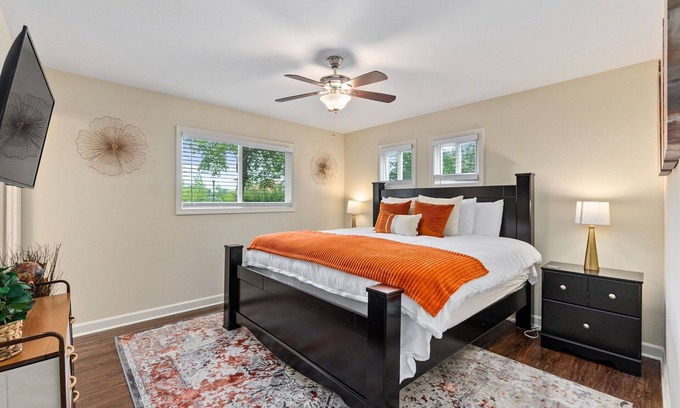 Wheeling House | Wheeling Rental