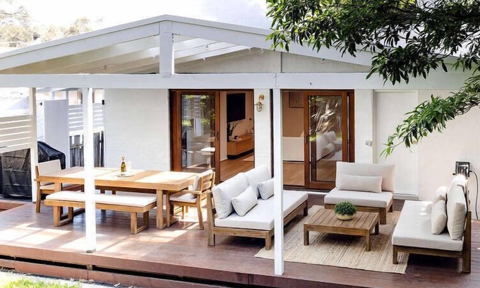 Burrill Lake House | Where We Escape - Holiday Management welcomes you to The Palms at Burrill Lake