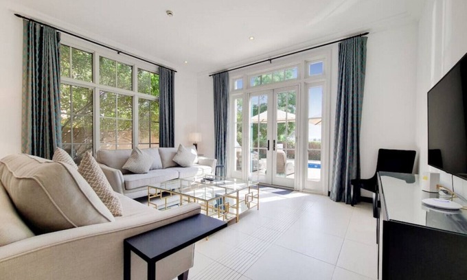 Dubai Apartment | Whispering Pines - Exquisite Three Bedroom Villa