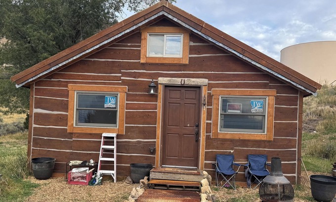 Meeker Cabin | Whispering Cabin in Meeker