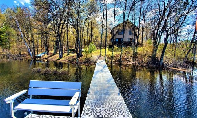 Hazelhurst House | WHISPERS OF THE WILDERNESS - Minocqua Area Lake Home
