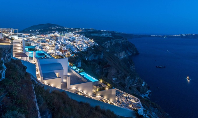 Fira House | White Ark - Adults Only