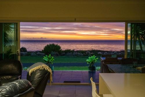 Para Wurlie House | White Haven - Beachfront