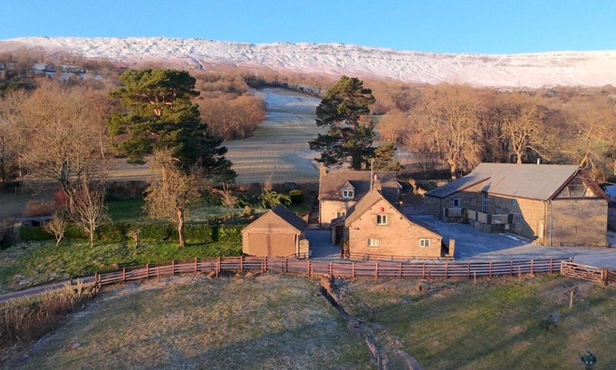 Longtown Cottage | White Haywood Farmhouse