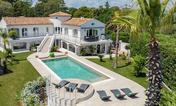 Cap-d'Antibes Villa | WHITE HOUSE CAP ANTIBES