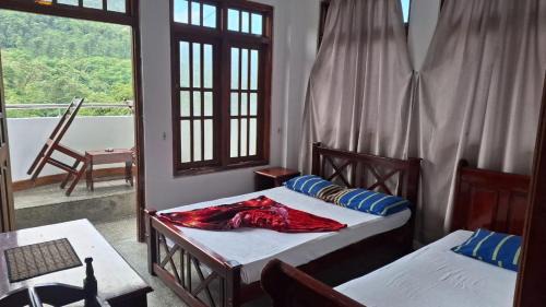 Passara Hotel | White House Holiday Inn