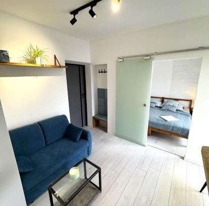 Ursynow Apartment | White House