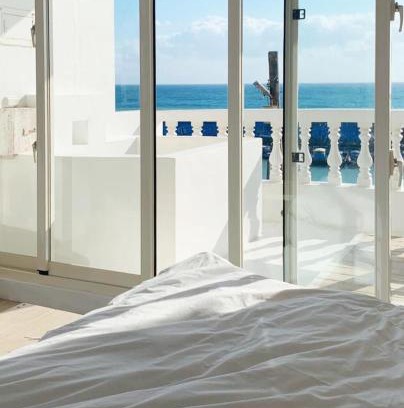 Eluan House | White&Light B&B