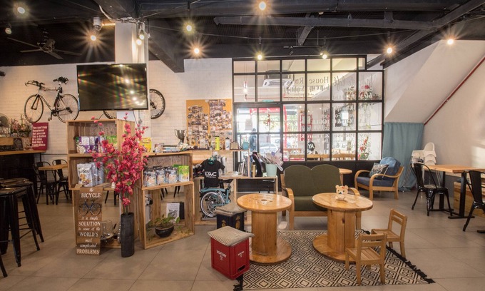 Malim Jaya Hotel | White Loft Hotel