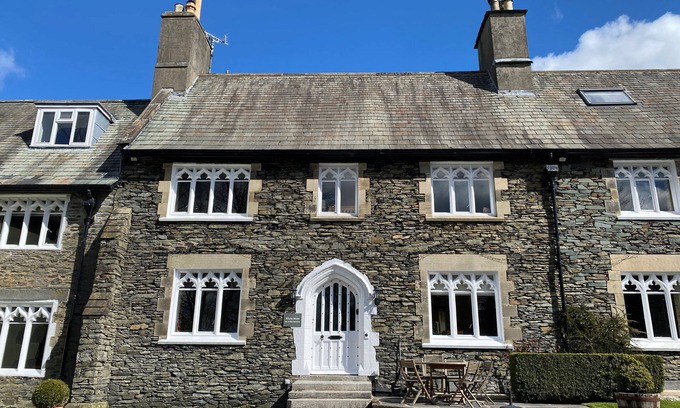 Windermere House | White Moss - a fabulous historic property with hot tub and cinema in a fantastic location.