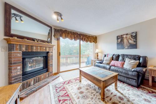 Lincoln Apartment | White Mountain Retreat