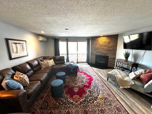 Bartlett Apartment | White Mountains Getaway with amazing views!
