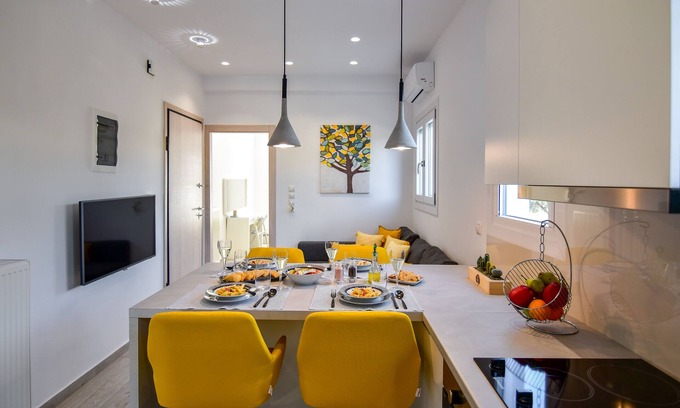 Adamas Apartment | White Rock Milos Suites