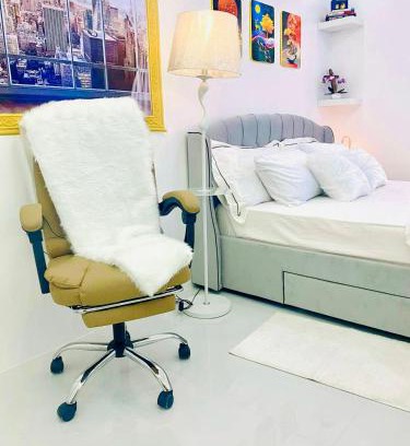 South Triangle House | White Rose Condotel at Victoria Sports Tower