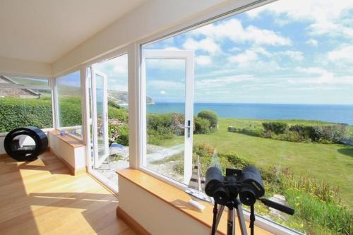 Swanage House | White Sands