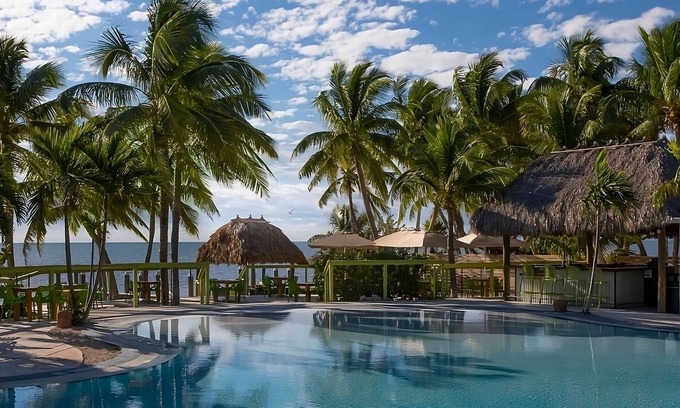 Islamorada Villa | Whole House w/Tropical Atmosphere just Steps from the Beach - Ideal for Groups