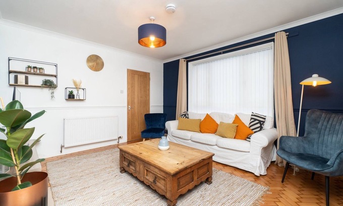 Newton St Loe House | WiFi | Parking | Near Major Attractions