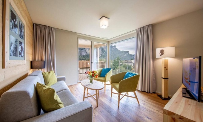 Meiringen Apartment | Wifi, sauna, terrace, balcony, tv, ski locker, 68-71m², Meiringen-Hasliberg