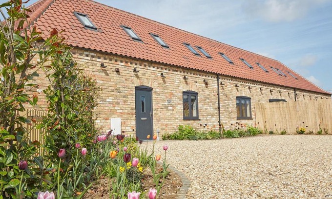 Dunholme House | Wild Cherry Barn, Ashlin Farm Barns
