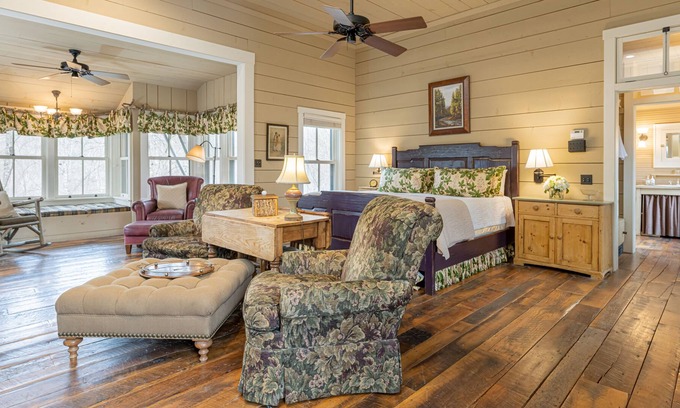 Sylva Cabin | Wild Ginger Cabin: A peaceful sanctuary in Balsam Mountain Preserve
