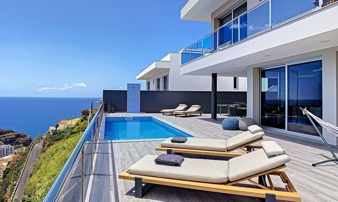 Tabua House | Wild River Villa by LovelyStay