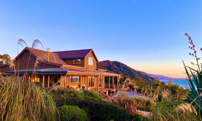 Mokihinui House | Wild Weka Eco Stay - Off-Grid 4WD Recommended