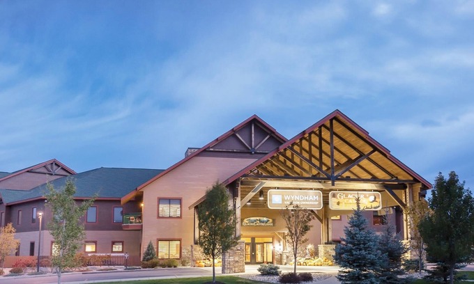 Lake Delton House | Wilderness & Water Parks! 1 Bedroom in a Luxury Property