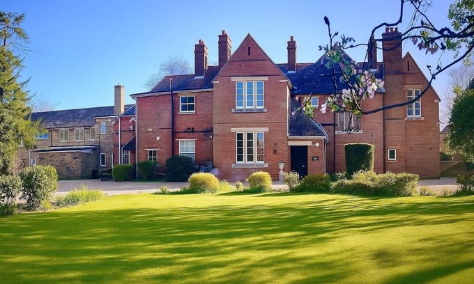 Willingham Apartment | Willingham House