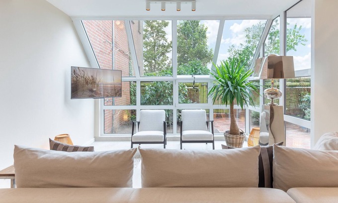 Zentrum Apartment | Willkommen zu Ihrer Luxuriösen Auszeit Direkt am Idyllischen Husumer Hafen! Entd