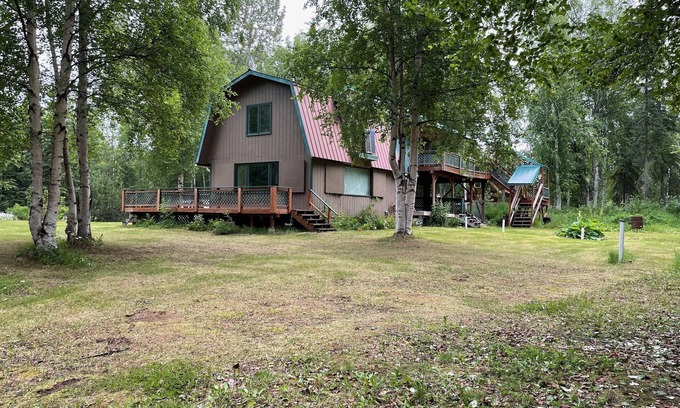Willow House | Willow, Alaska getaway with a private lake access!