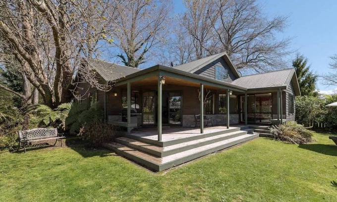 Ngongotaha House | Willowwood Retreat | Rustic Lodge Style Home