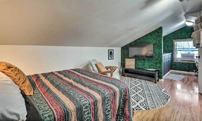 Wilmore Apartment | Wilmore Treehouse Studio: Near Parks & Trails