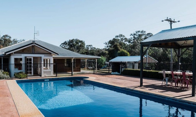 Central Mudgee House | Wilpine Homestead and Cottage MIDWEEK SPECIALS FOR SMALL GROUPS! 🧡💫🍷