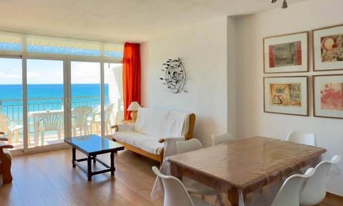 Cunit Apartment | Winahost Cunit Apartment with Sea Views