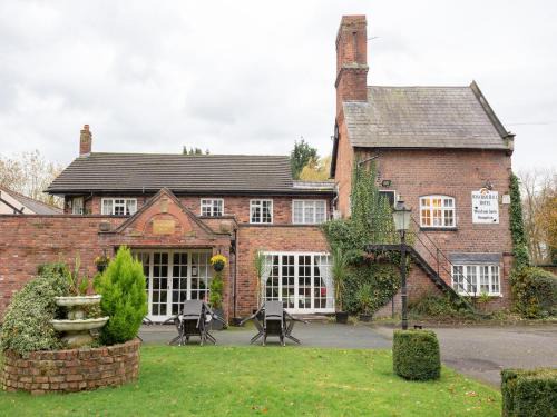 Lostock Gralam Hotel | Wincham Hall Hotel