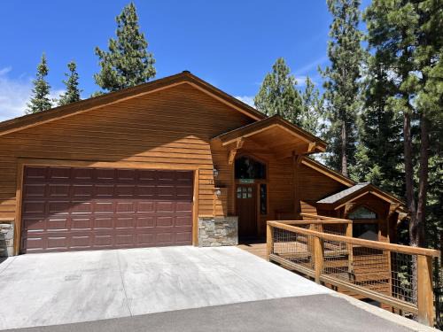 Truckee House | Windsor Lodge