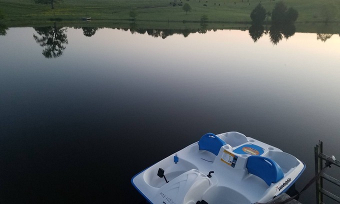 Cobden Other | Wine Country Farmhouse On the Wine 🍷 Trail! Private Lake kayaks Fire Pit 🔥n
