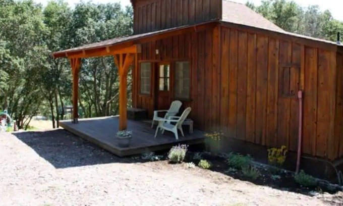 Paso Robles Cabin | Wine Country Ranch Cabin and Saloon