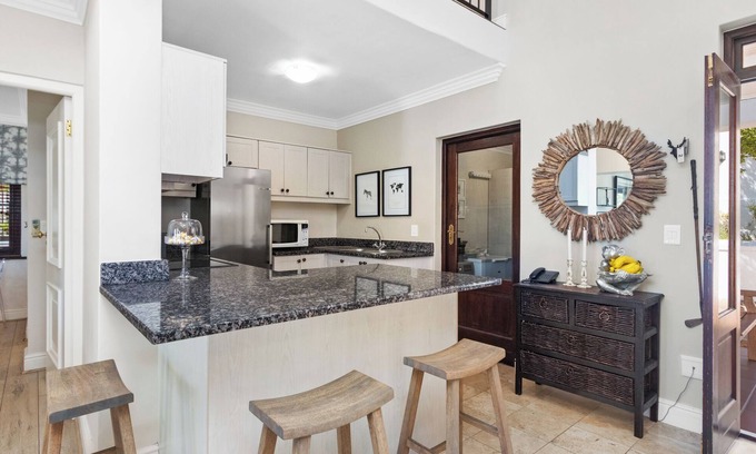 Stellenbosch Villa | Winelands Golf Lodges 2