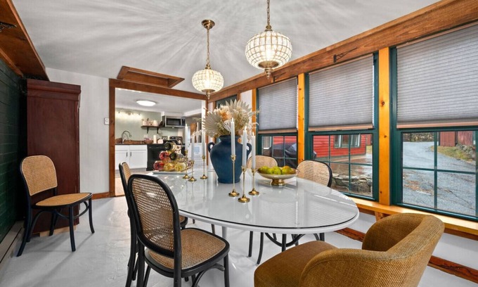North Andover House | Winery Farmhouse w/Private Hot Tub & Wine Tasting