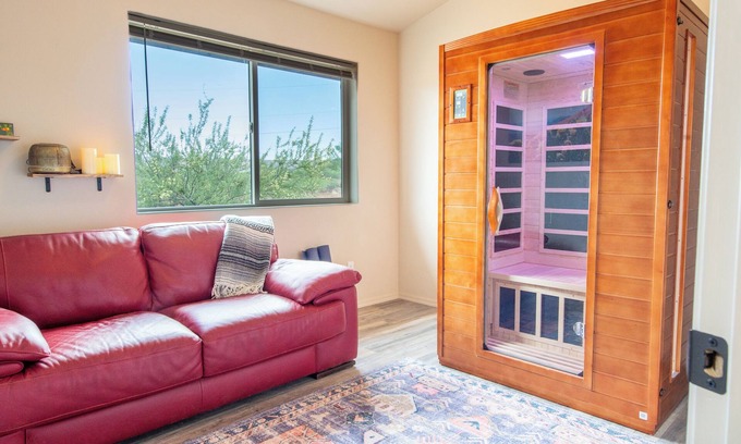 Cornville House | Winery Ranch Cottage Couples Retreat with Hot Tub and Sauna Near Sedona