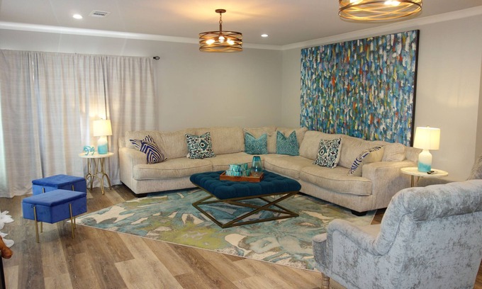 Hot Springs House | Winners Circle House Walk to Oaklawn Racing & Casino-4 Bedroom 4 Bath, Game Room