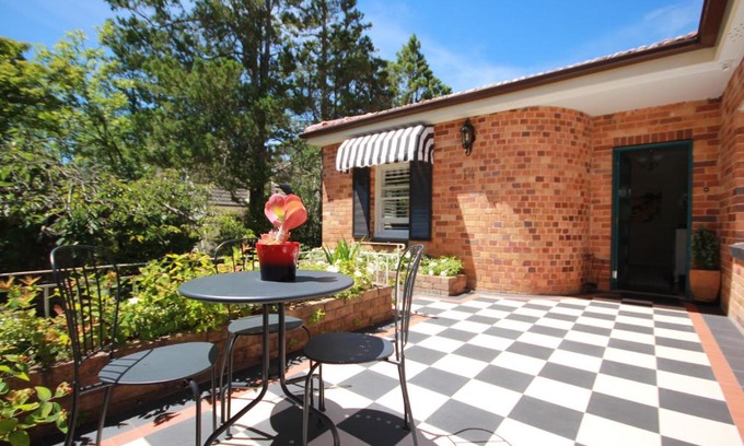 Katoomba House | Winston Cottage at Three Sisters