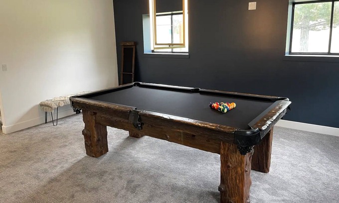 Eden Cabin | Winter Ski Cabin Escape: Pool Table Game Room Event Hall & Views!